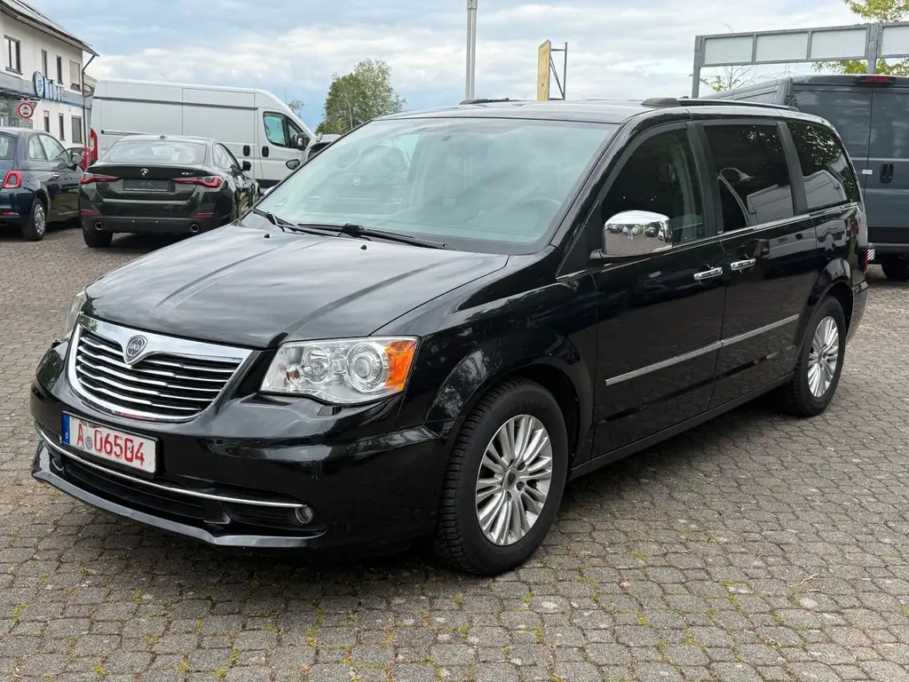 Lancia Voyager