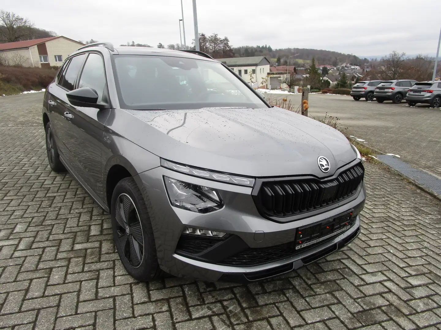 Skoda Kamiq 1.0 TSI Monte Carlo 7-Gang DSG Grau - 2