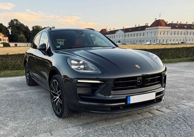 Imagine Porsche Macan S PDK