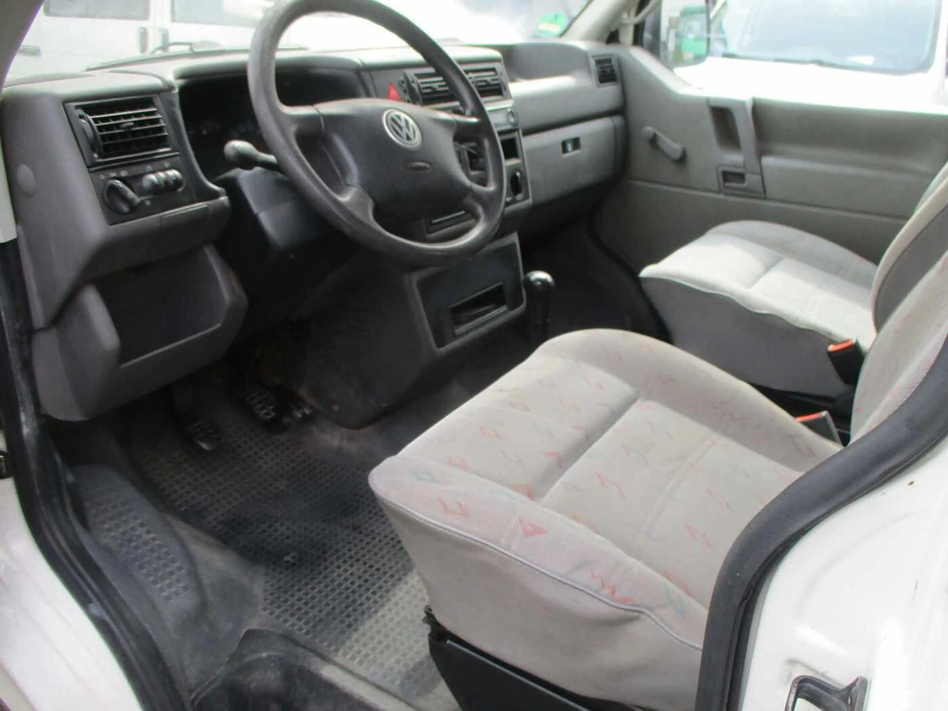 Volkswagen T4 Bus 2,5TDI Syncro, — photo 5