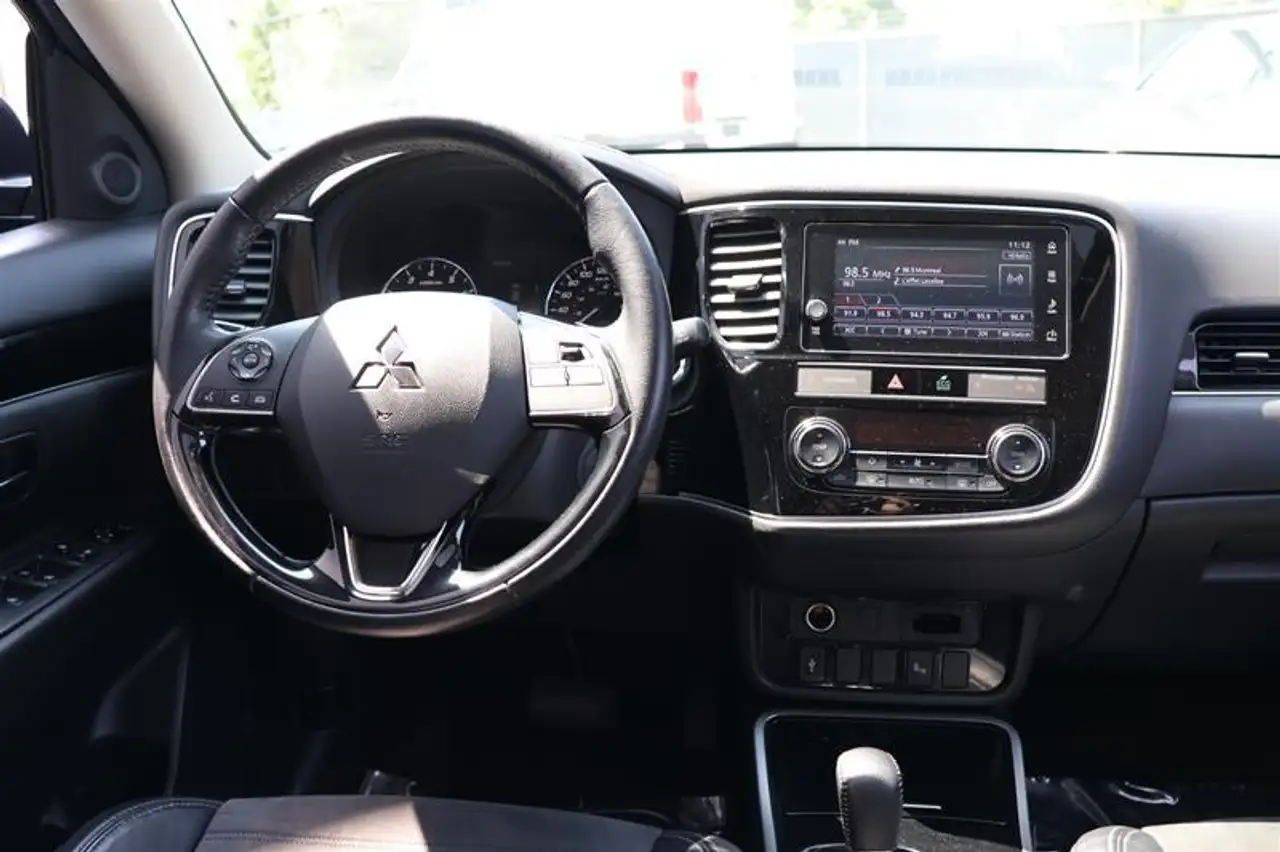 Mitsubishi Outlander fotografie Mitsubishi Outlander