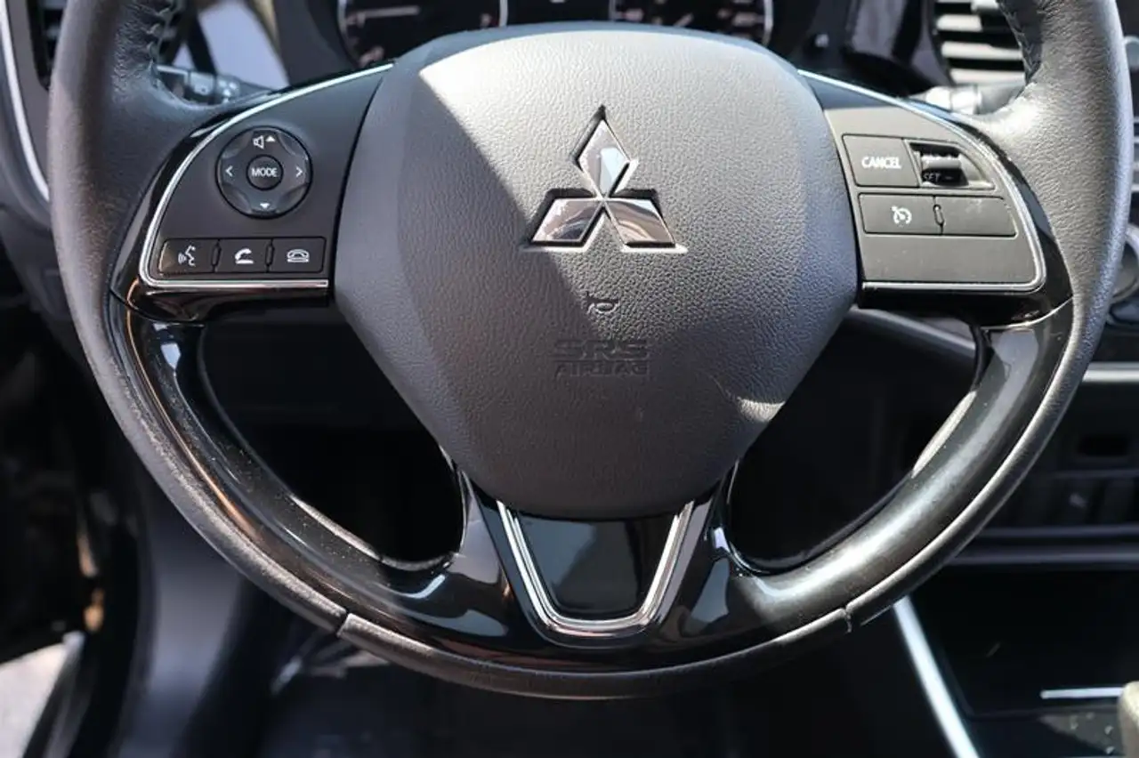 Mitsubishi Outlander fotografie Mitsubishi Outlander