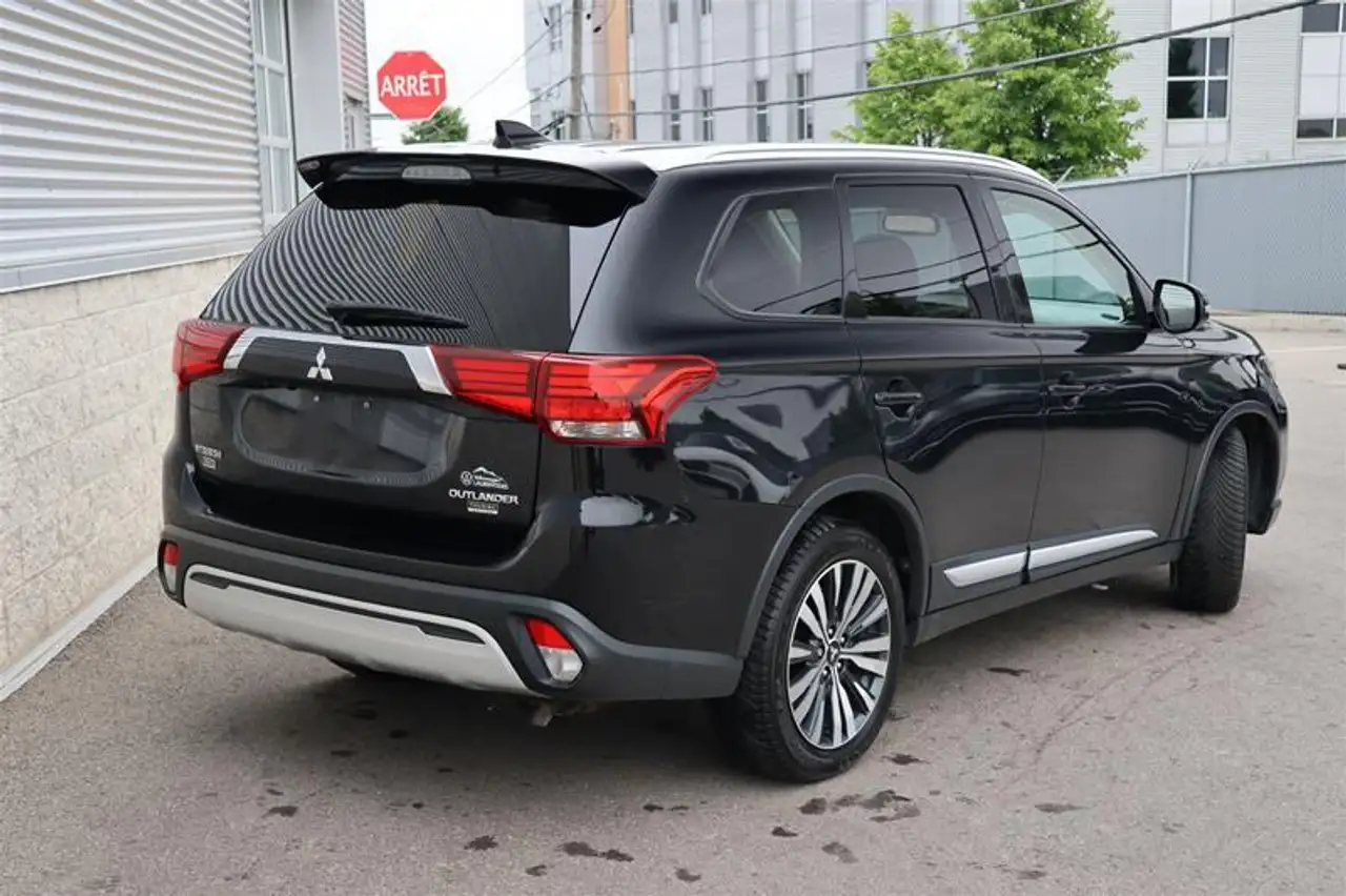 Mitsubishi Outlander снимка Mitsubishi Outlander