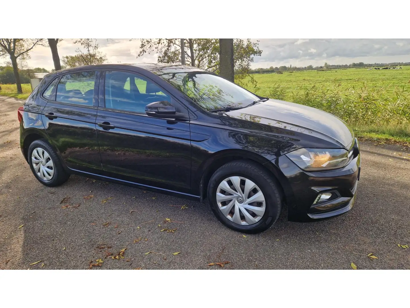 Volkswagen Polo 1.0 MPI Comfortline, apple carplay, camera Noir - 2