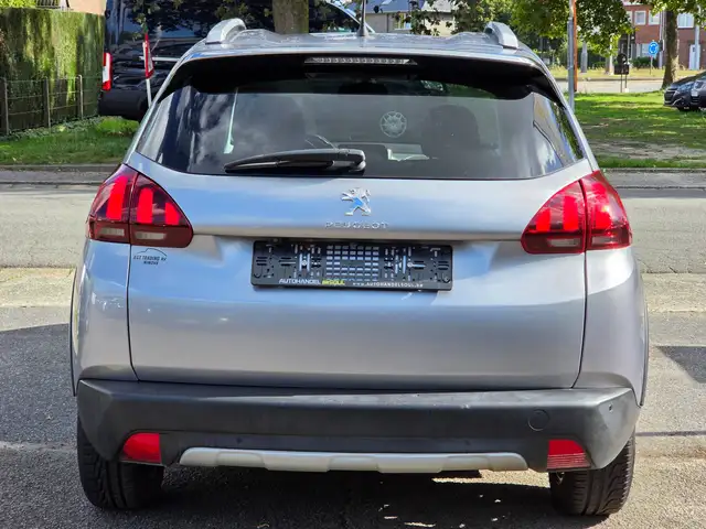 Peugeot 2008 view 5