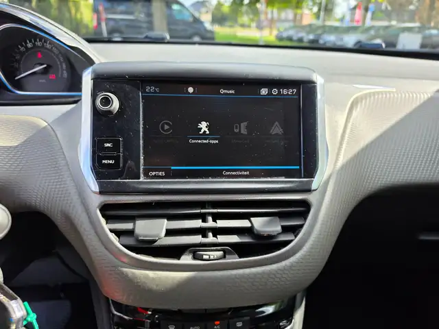 Peugeot 2008 view 13