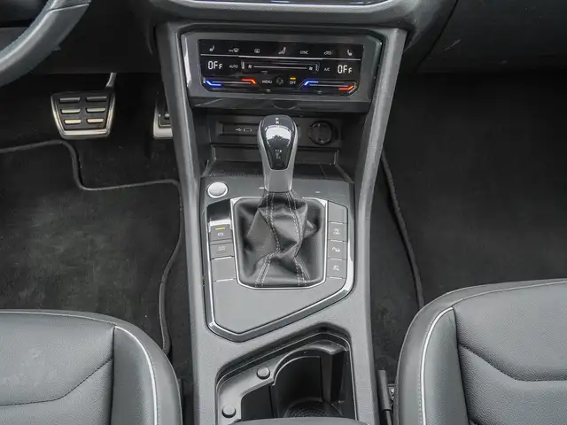 Volkswagen Tiguan view 14