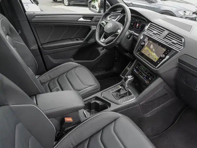 Volkswagen Tiguan view 8