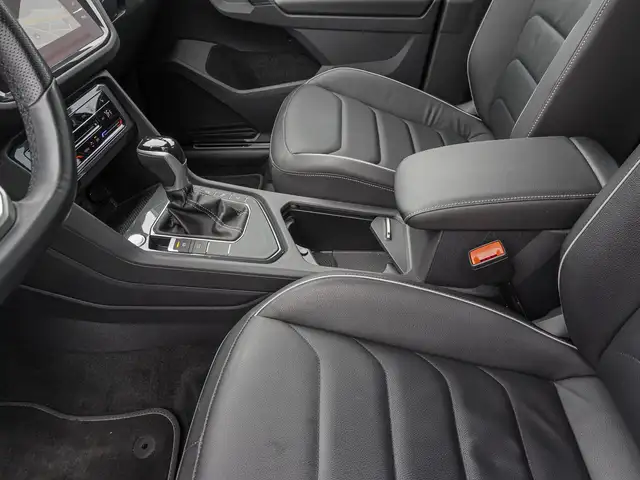 Volkswagen Tiguan view 15