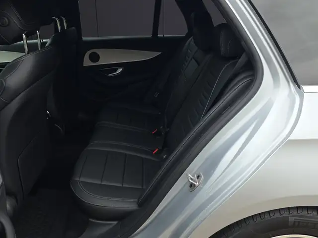 Mercedes-Benz E-Class view 9