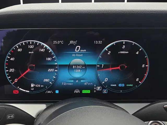 Mercedes-Benz E-Class view 15