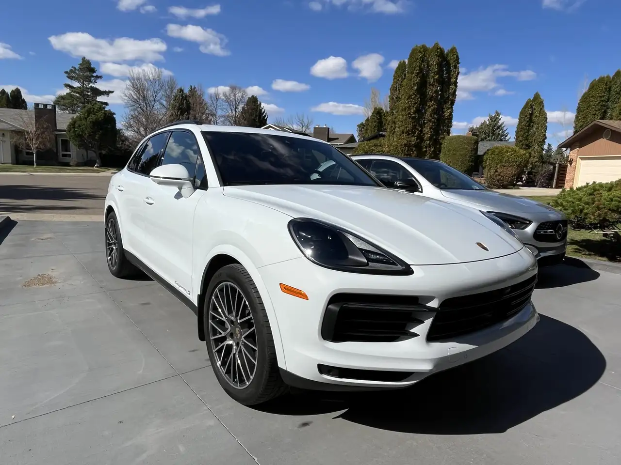 Porsche Cayenne снимка Porsche Cayenne