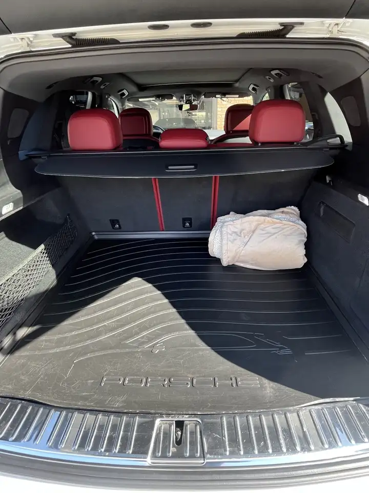 Porsche Cayenne снимка Porsche Cayenne