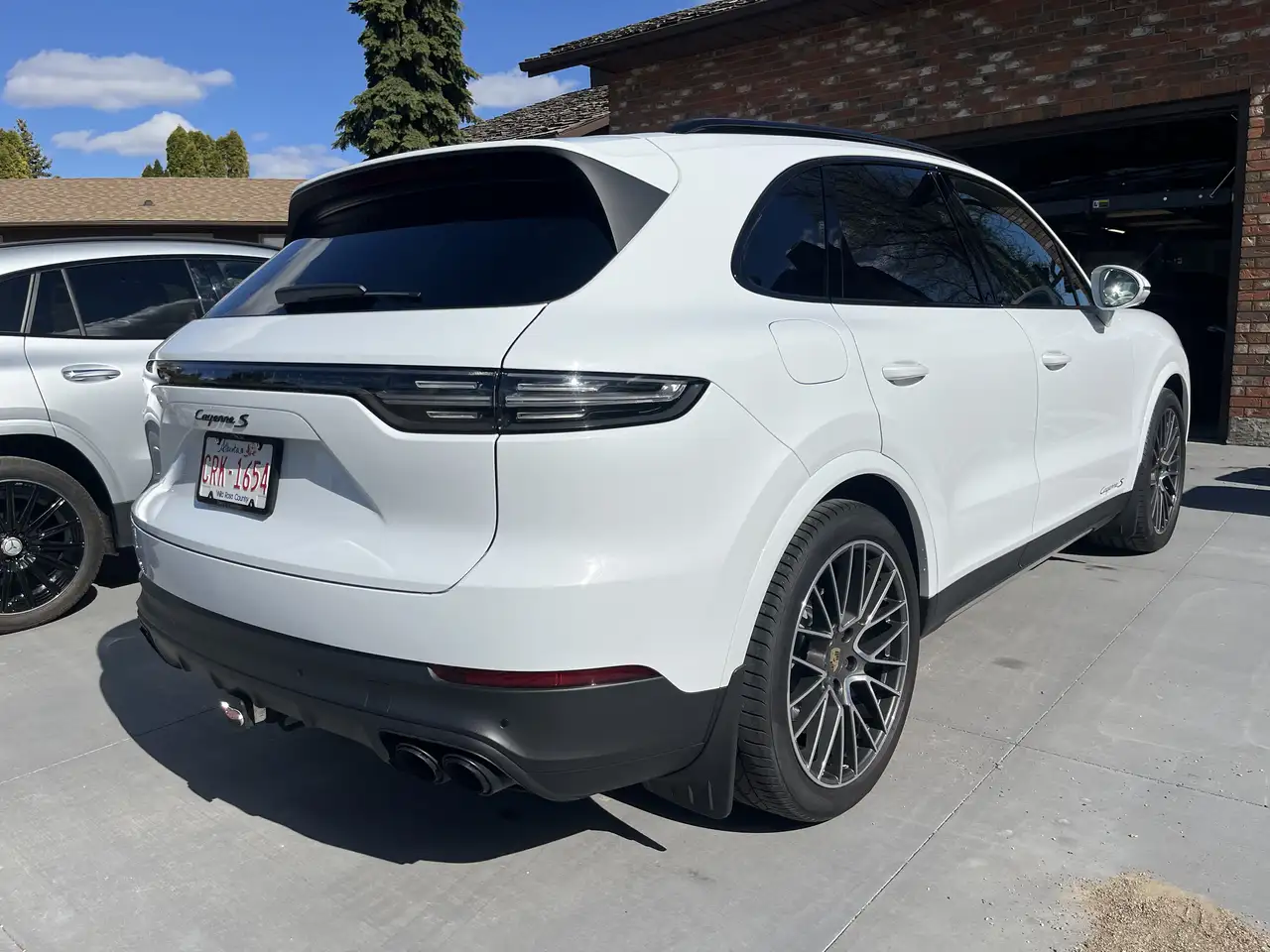 Porsche Cayenne снимка Porsche Cayenne