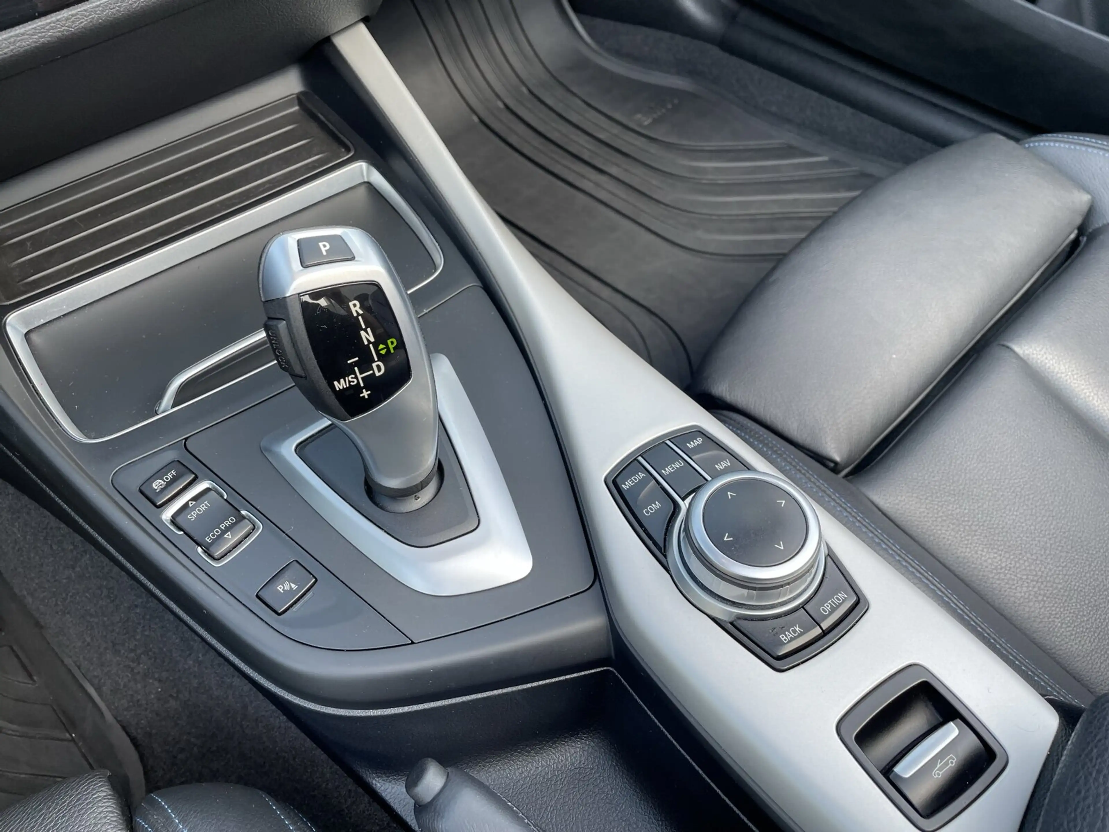 BMW 220 220 i ADVANTAGE AHK*LED*KOMFORTZUGANG*PARK*NAVI* — photo 15