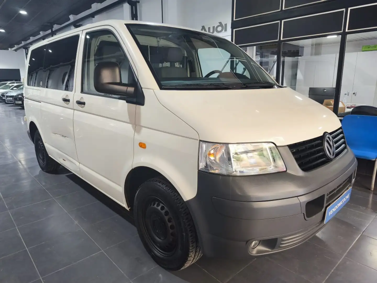 Volkswagen T5 Caravelle 2.0TDI Trendline L 4M Blanc - 2