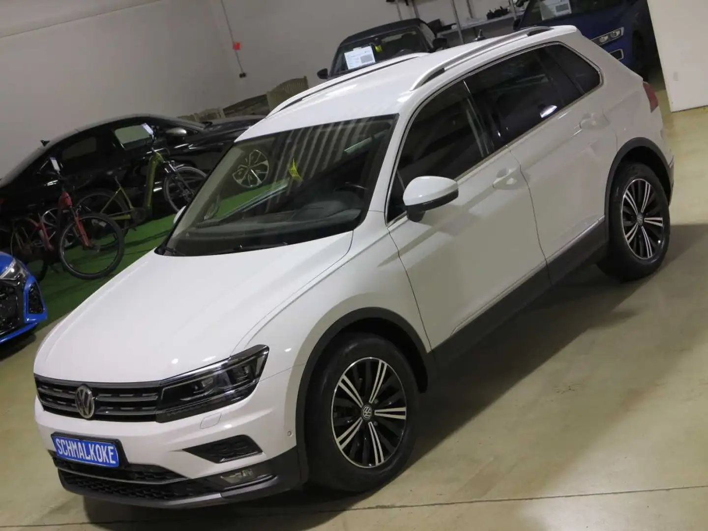 Volkswagen Tiguan 2.0 TDI SCR DSG7 HIGHL Navi ACC DAB LM18 Weiß - 2