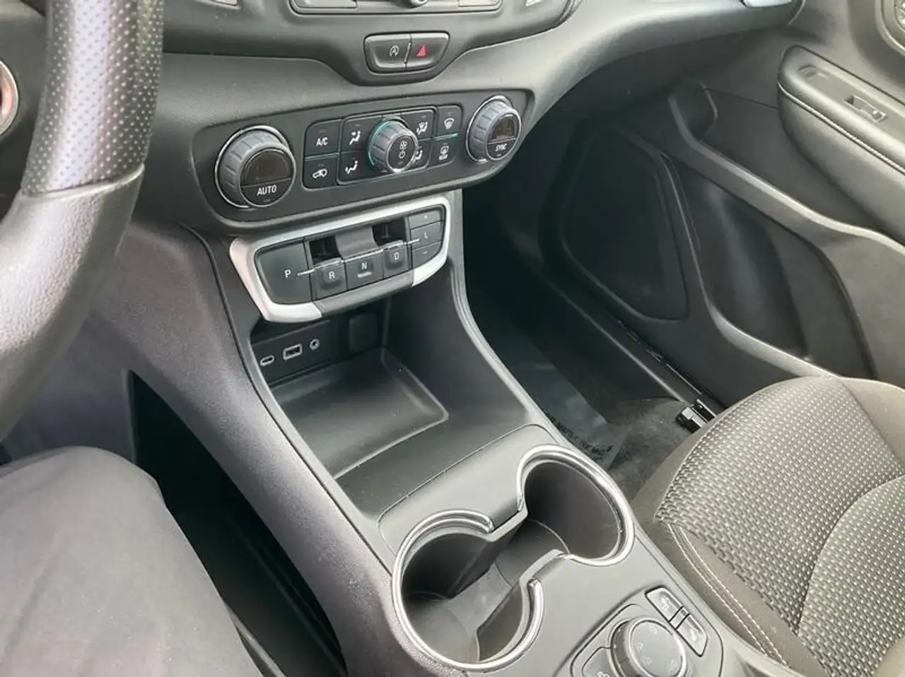 GMC Terrain снимка GMC Terrain