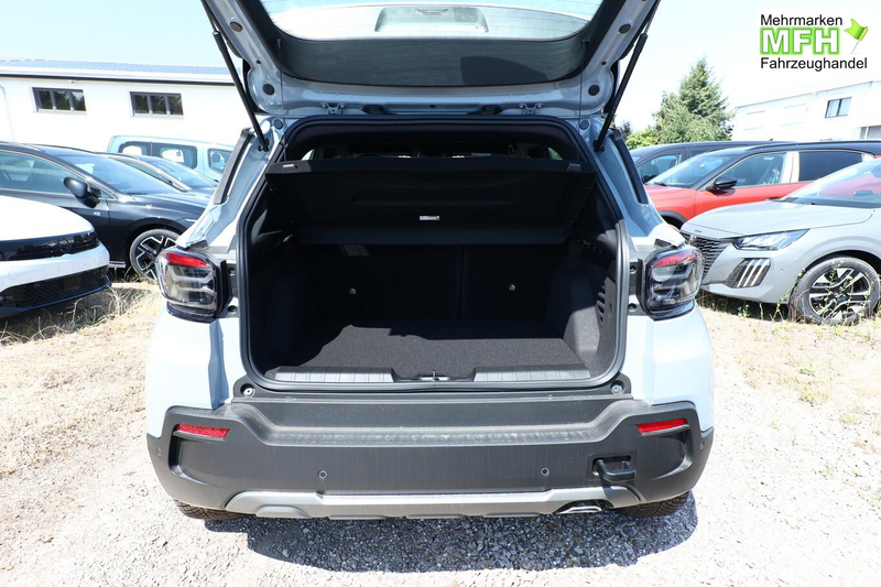 Jeep Avenger Upland MHEV 4xe SHZ ACC Kam 17Z Klimaaut 100 kW... — photo 10