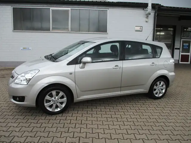 Toyota Corolla Verso 1.8 Executive+1.Hand+wenig km