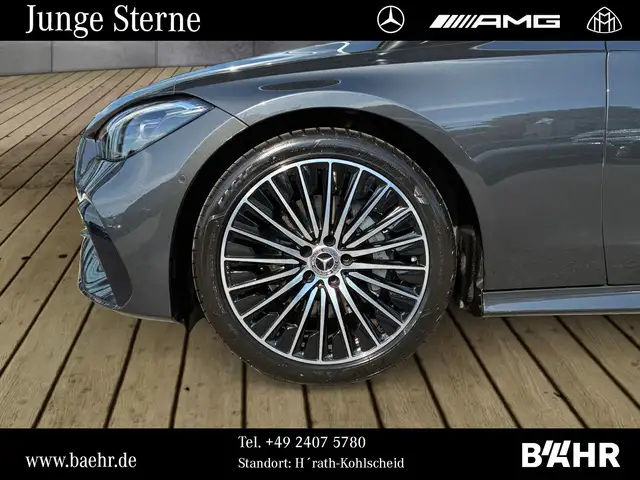 Mercedes-Benz Cle view 6