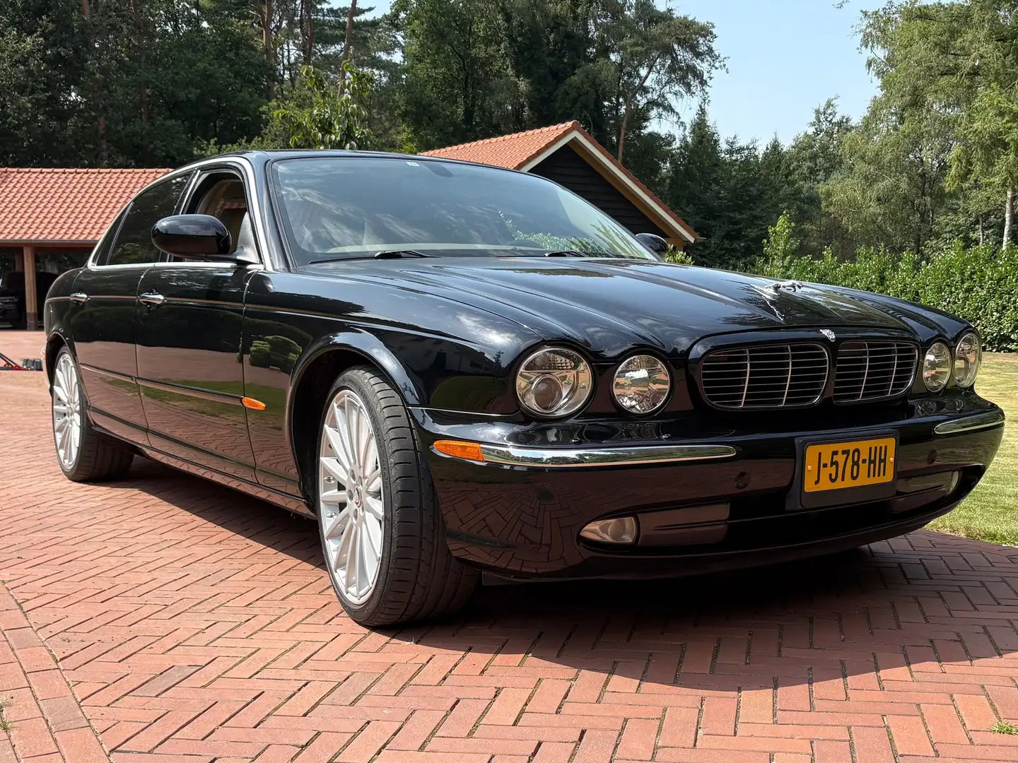Jaguar XJ8 XJ8 3.5 V8 LWB Zwart - 2
