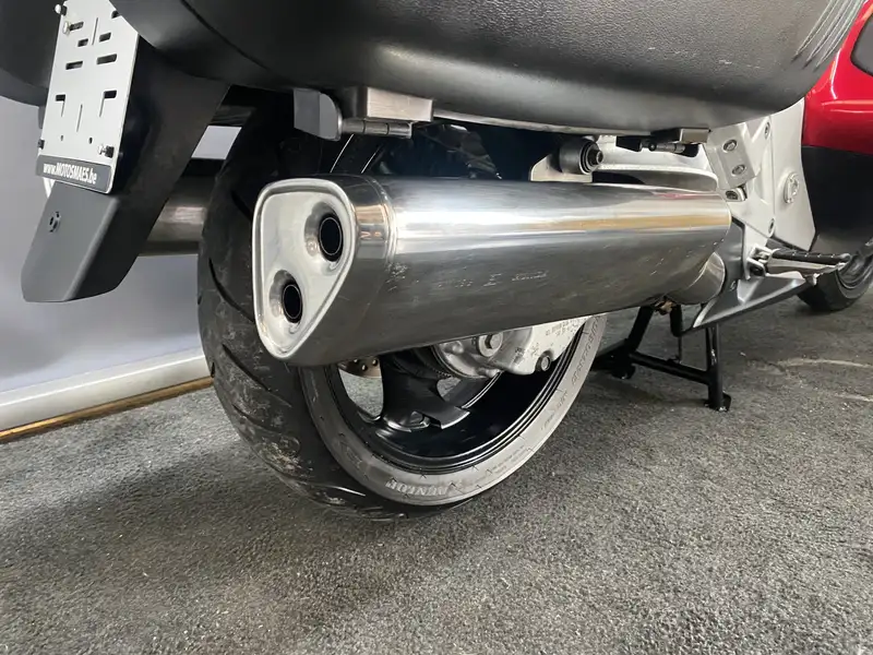 Honda ST 1300 - foto 2