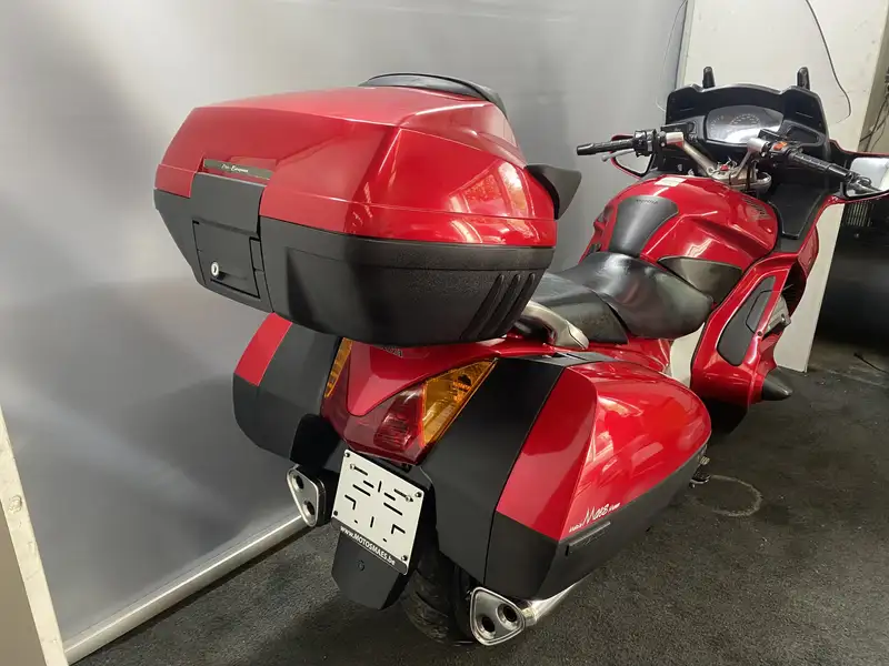 Honda ST 1300 - foto 3