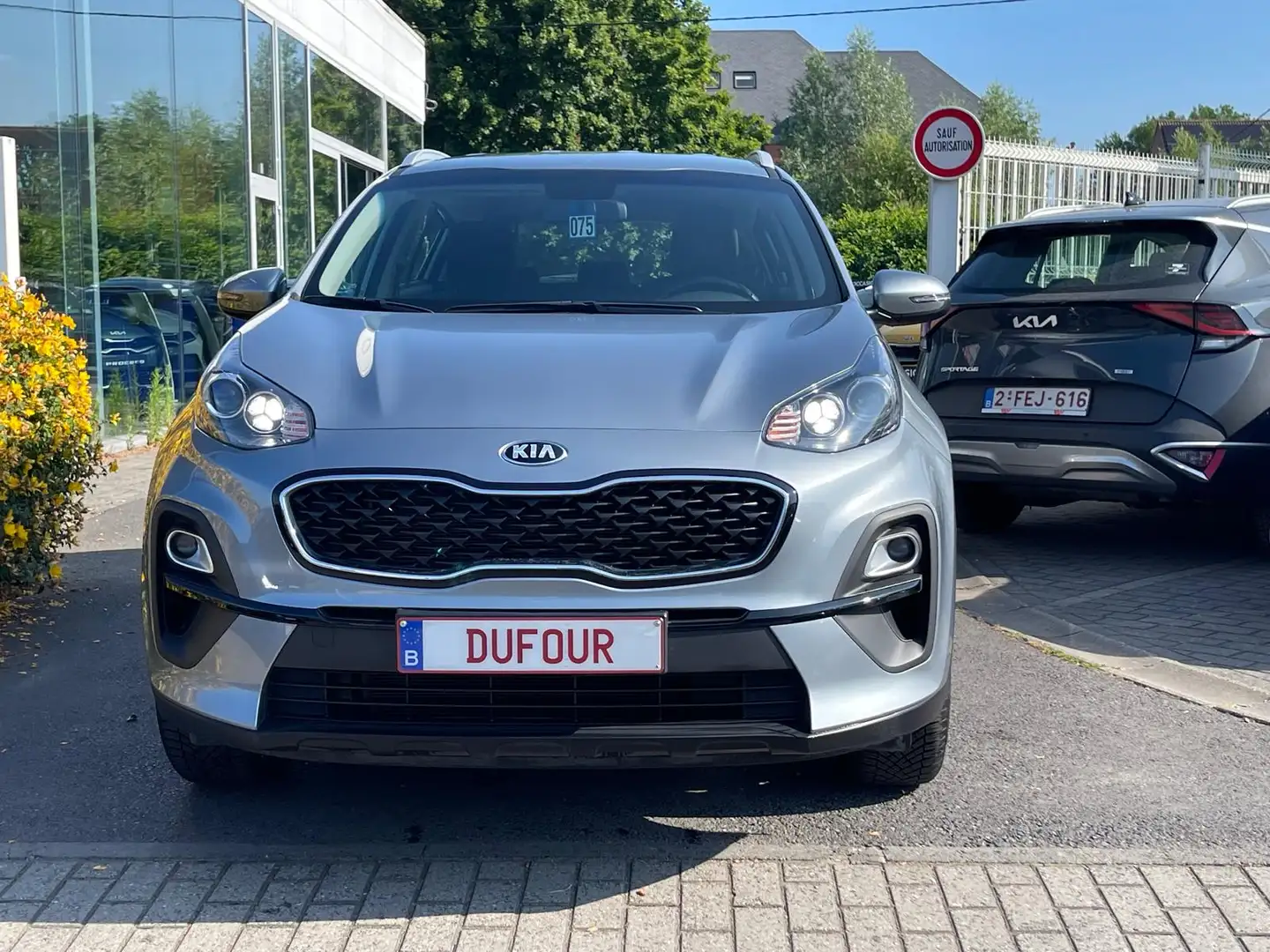 Kia Sportage 1.6 MUST Grijs - 2