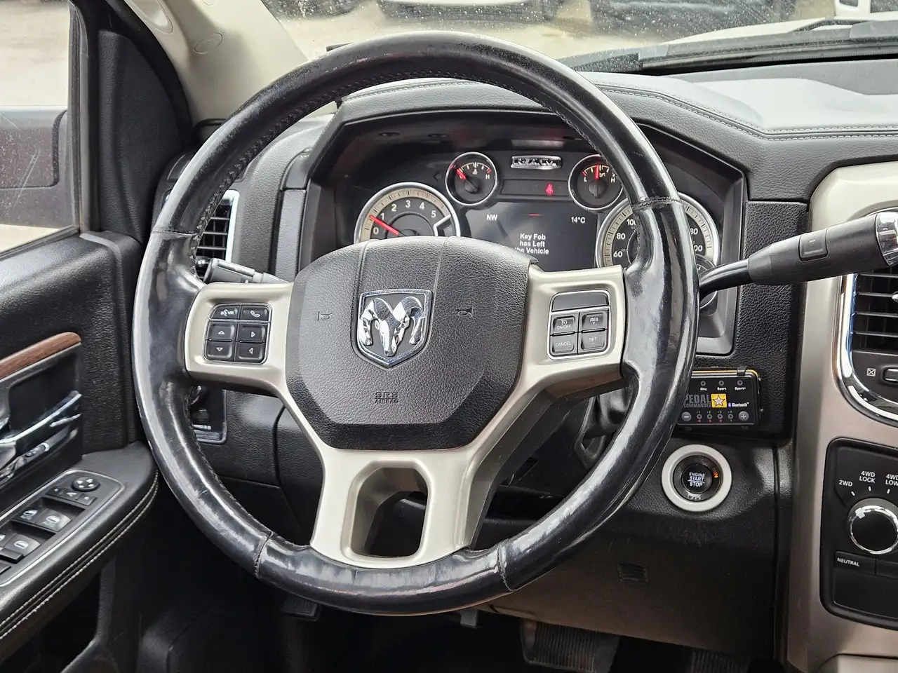 RAM 3500 снимка RAM 3500