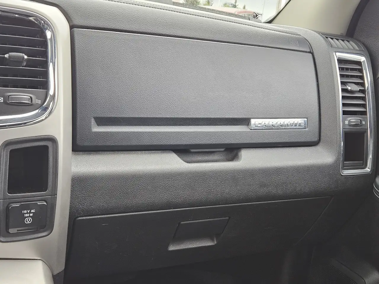 RAM 3500 снимка RAM 3500