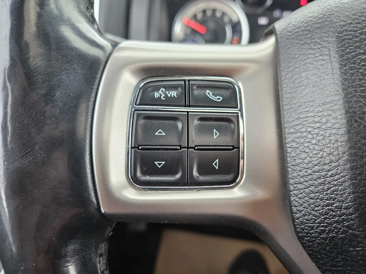 RAM 3500 снимка RAM 3500