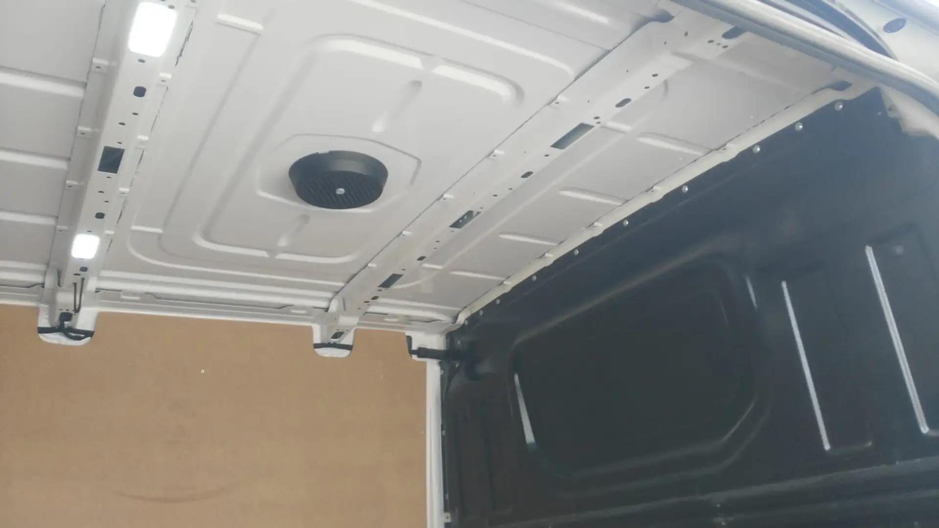 Volkswagen Crafter Chasis 30 BM 109 Batalla Media - 2