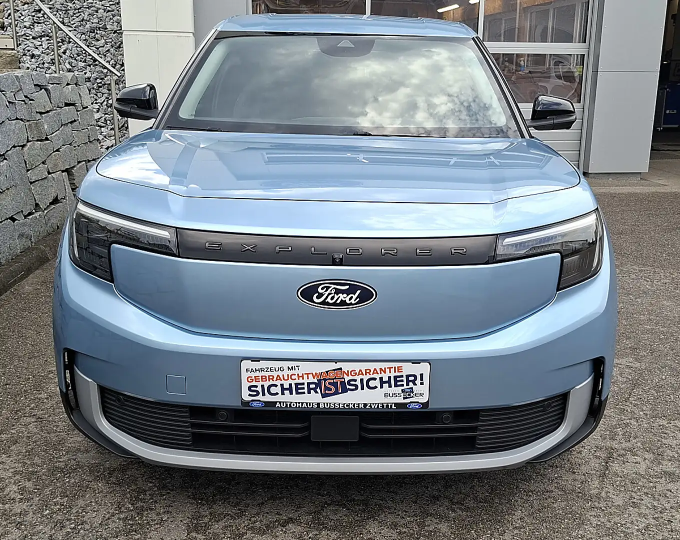 Ford Explorer Extended Range 79kWh AWD Blau - 2