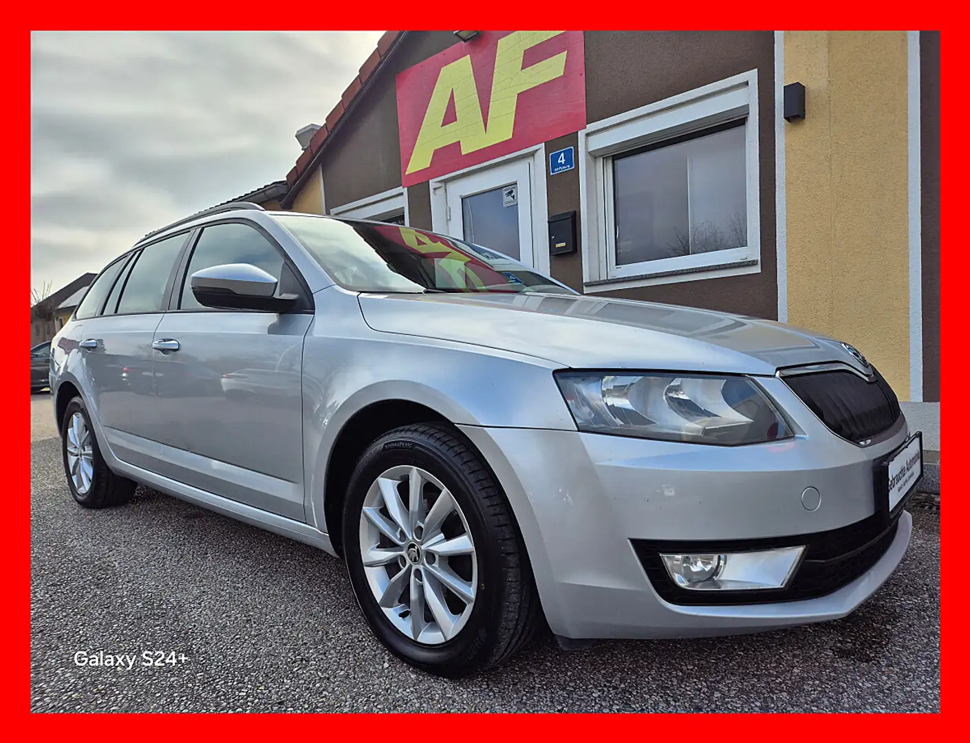 Skoda Octavia Combi 1,6 TDI Style Grau - 1