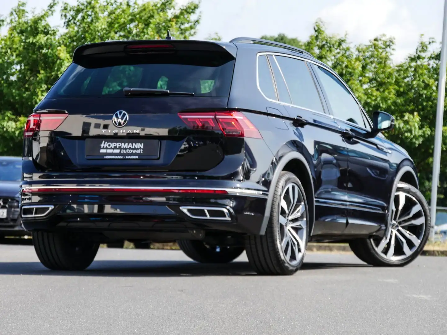 Volkswagen Tiguan R-Line 1.5 TSI DSG LED-Matrix AHK Navi Ka Negro - 2