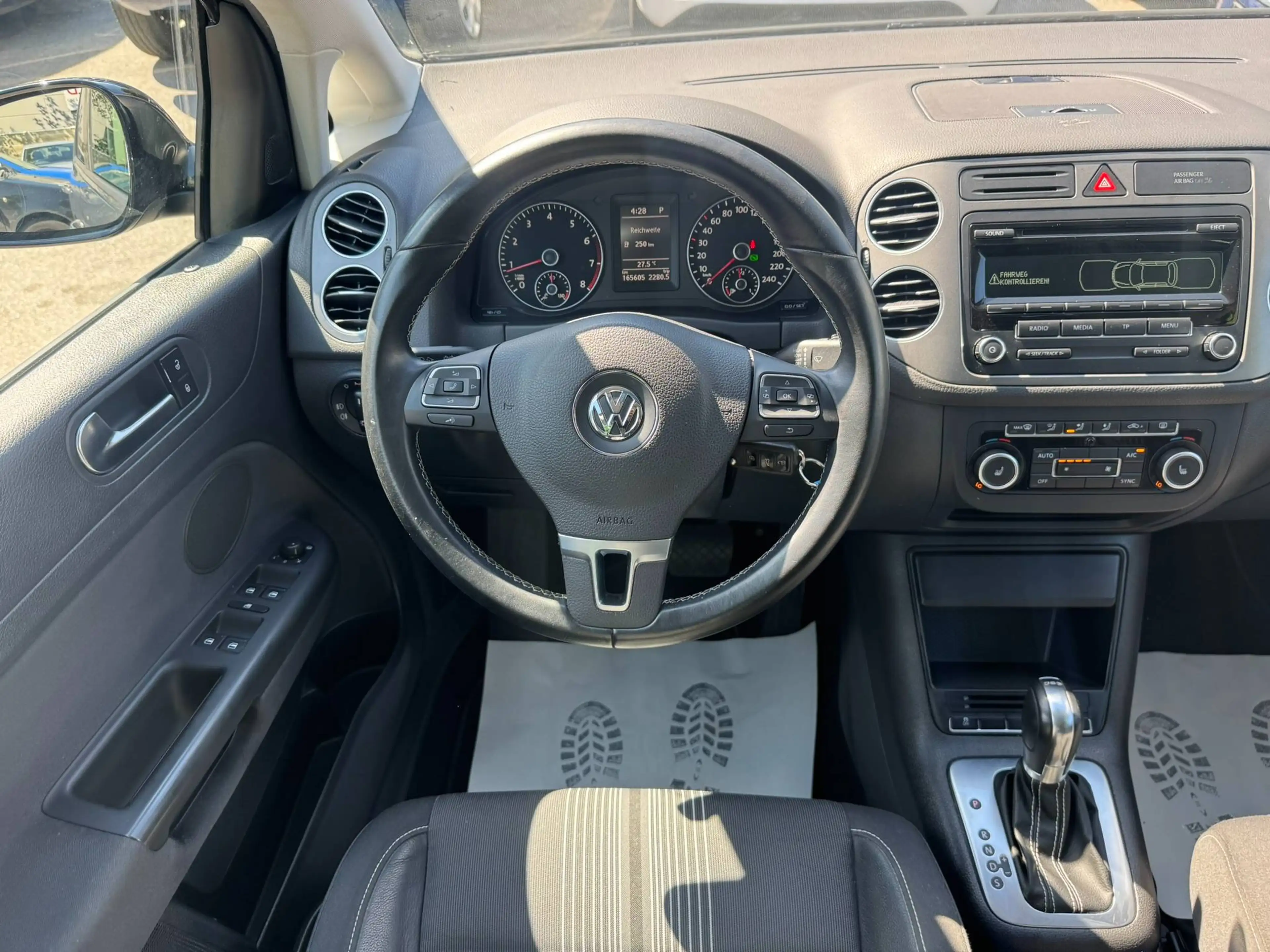 Volkswagen Golf Plus Match/Automatik/Schiebedach/PDC — photo 15