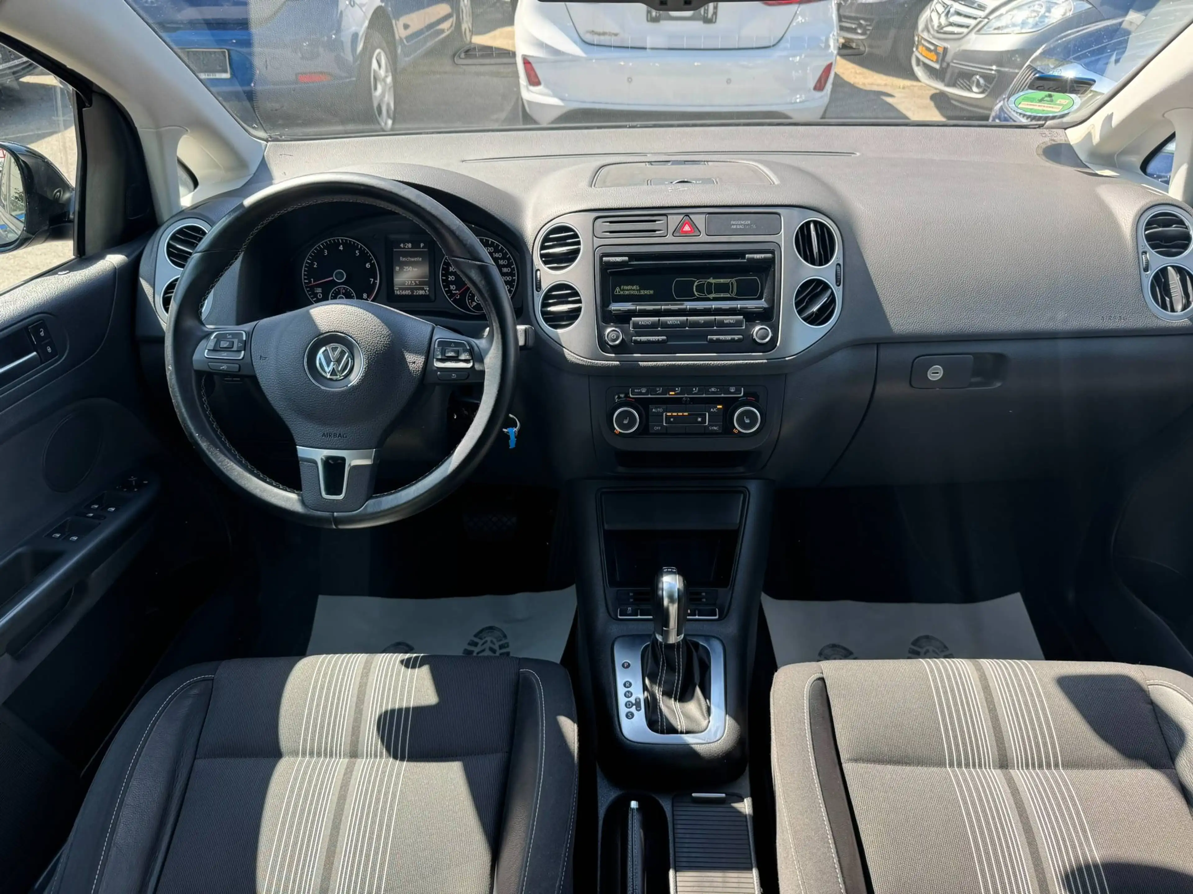 Volkswagen Golf Plus Match/Automatik/Schiebedach/PDC — photo 14