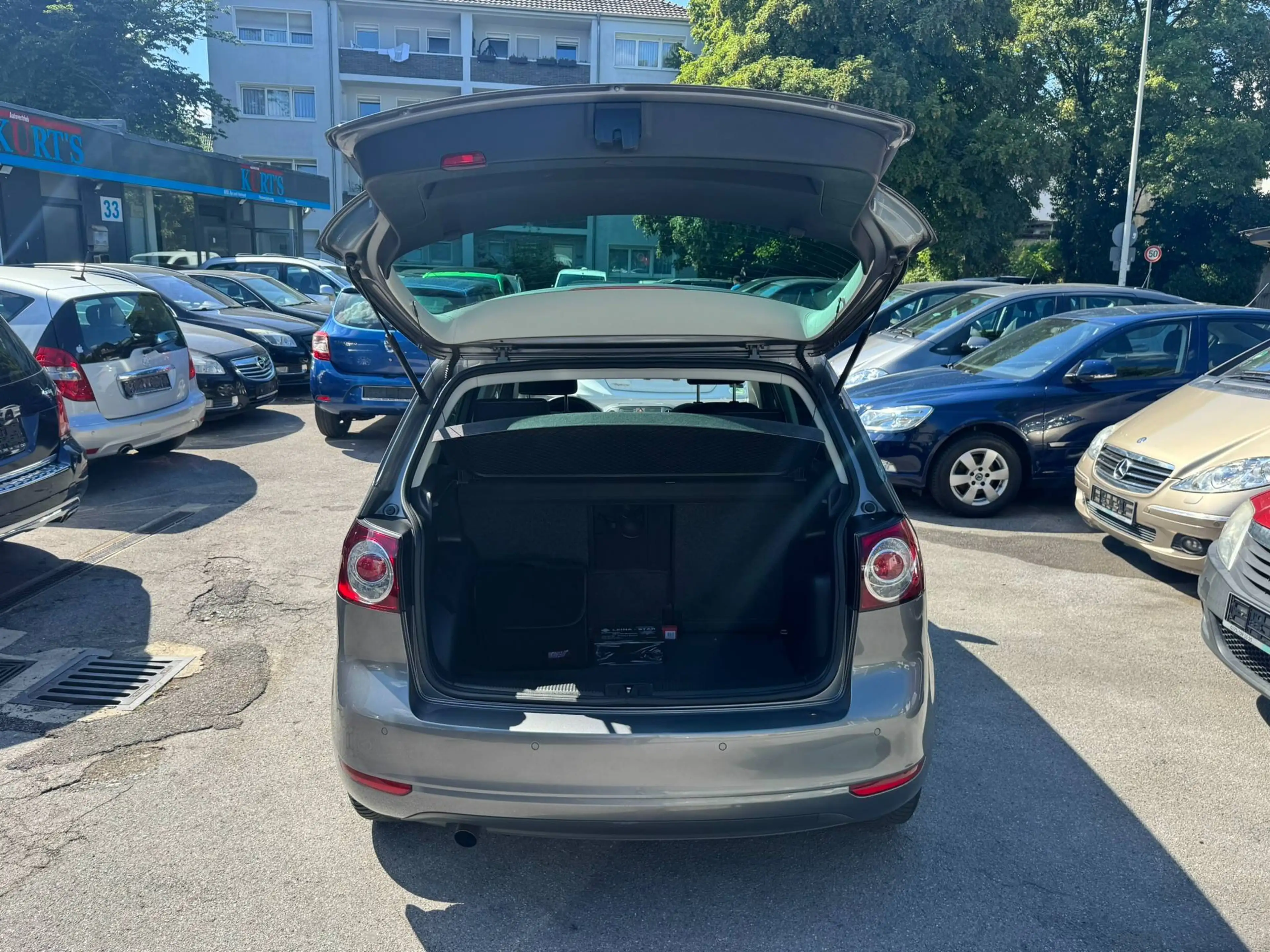 Volkswagen Golf Plus Match/Automatik/Schiebedach/PDC — photo 8