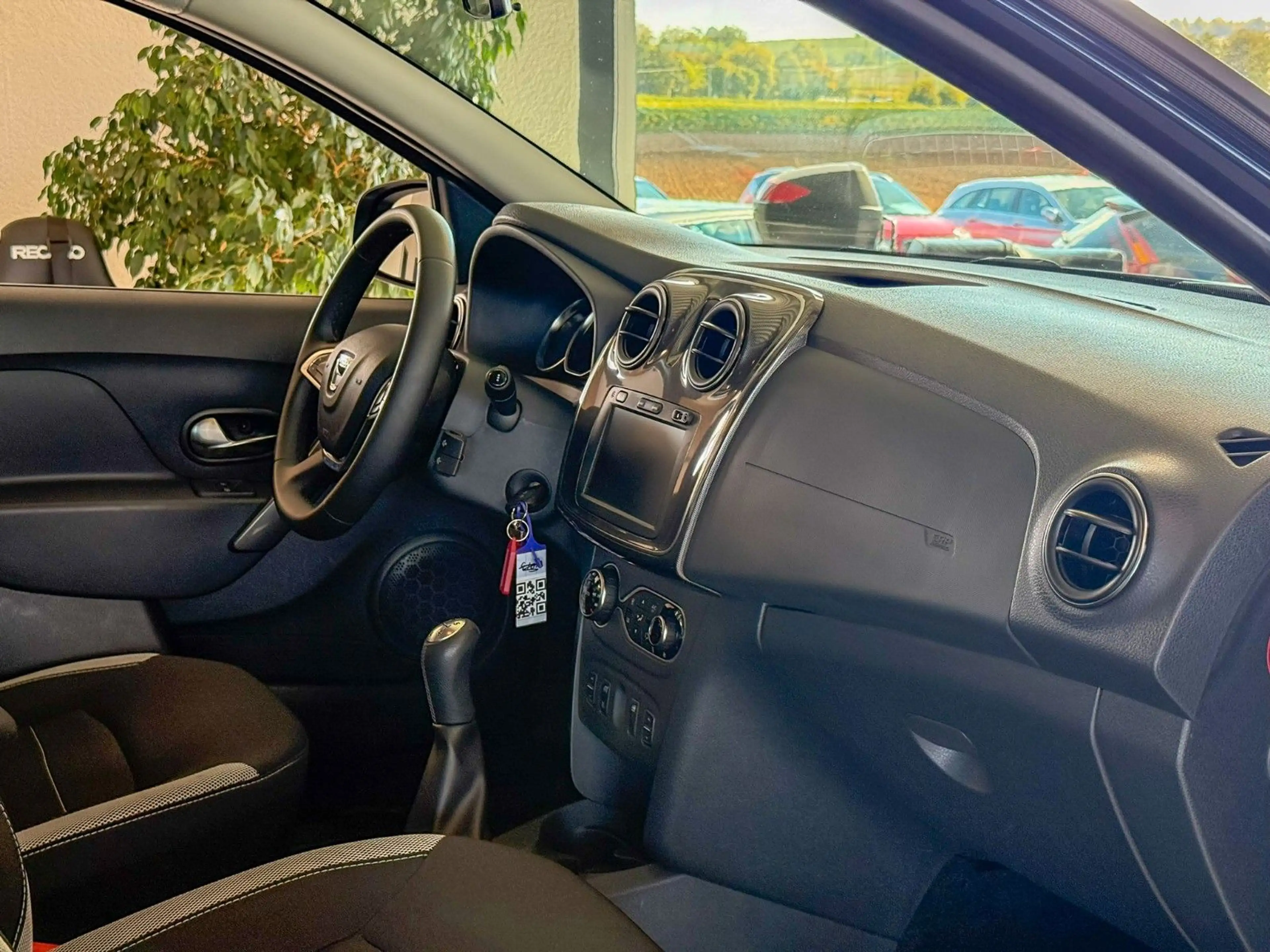 Dacia Logan MCV II Kombi Stepway | Kamera | Klimaauto. — photo 22