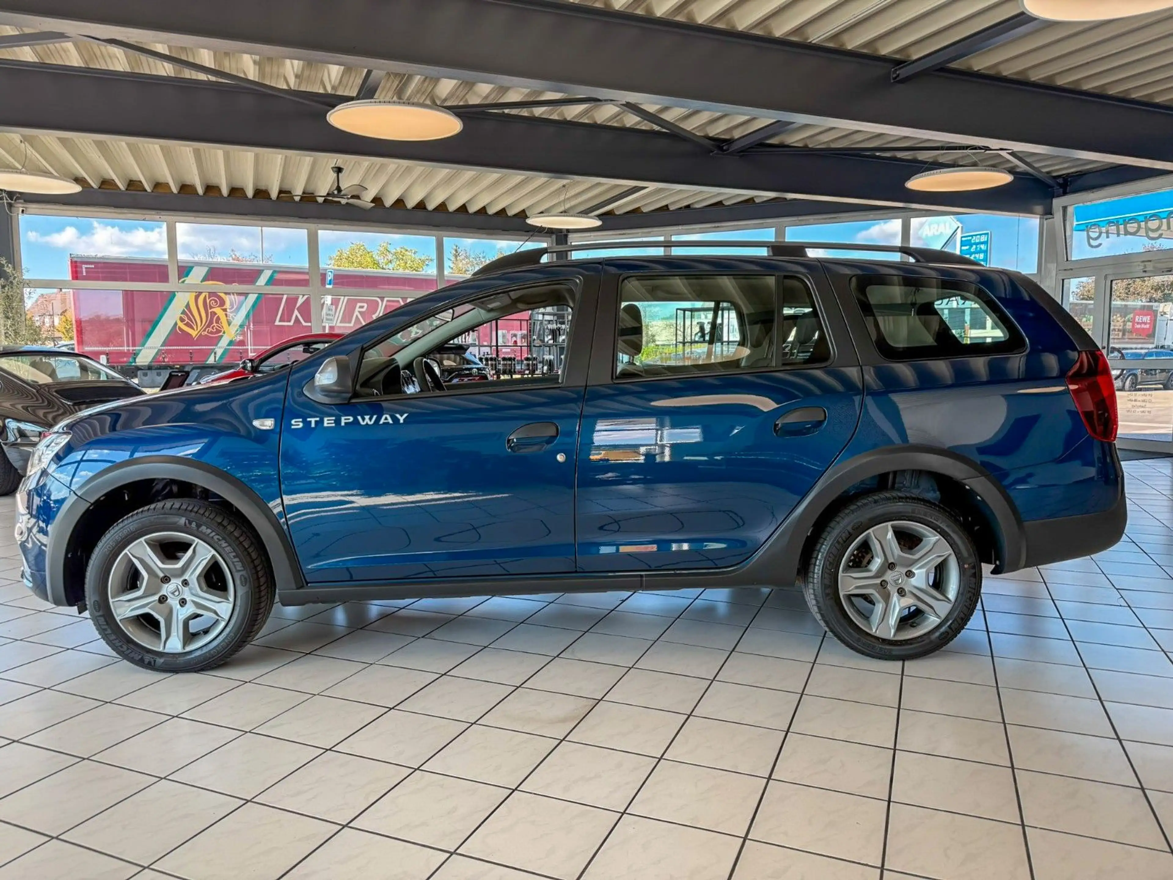 Dacia Logan MCV II Kombi Stepway | Kamera | Klimaauto. — photo 6