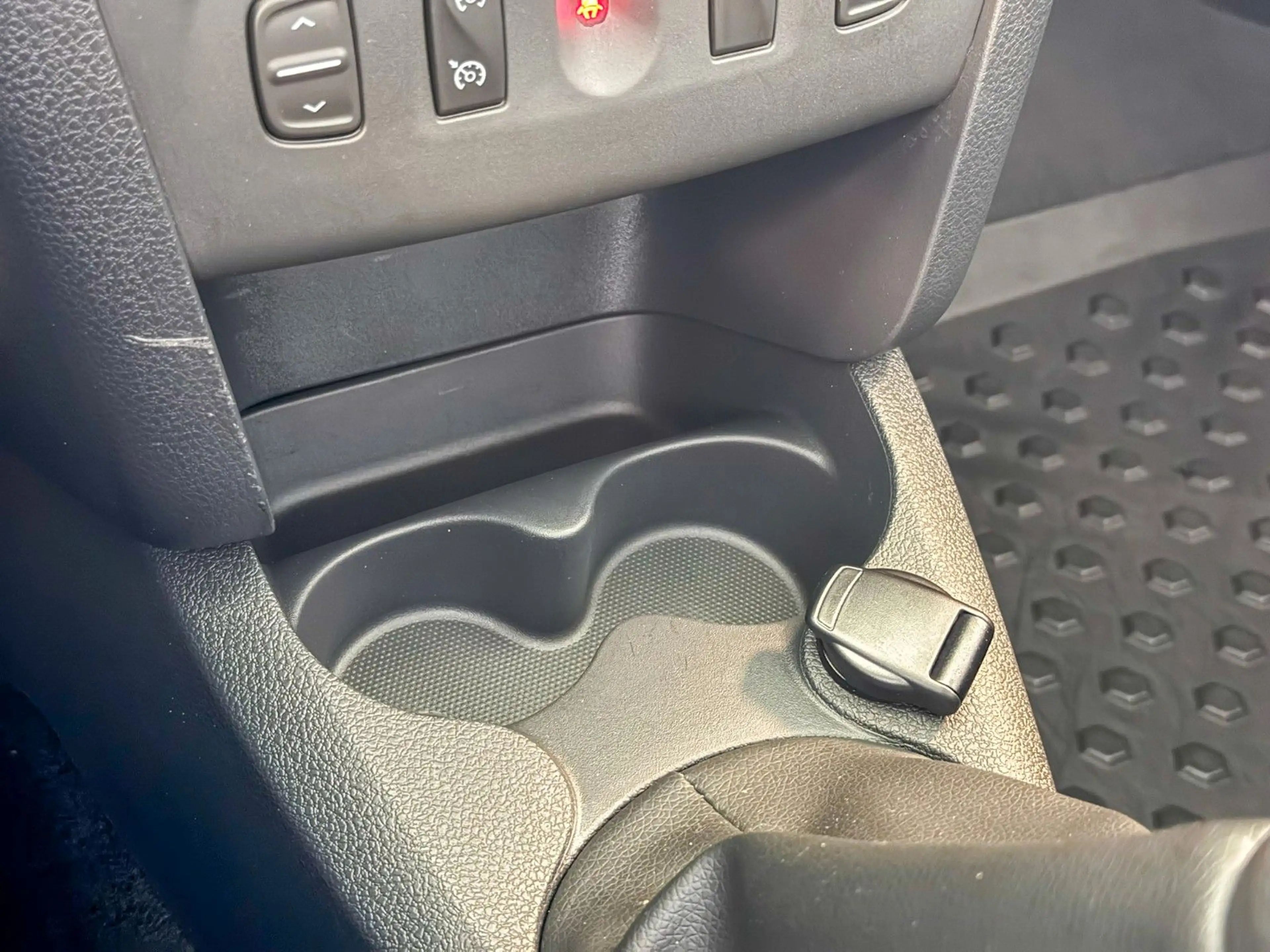 Dacia Logan MCV II Kombi Stepway | Kamera | Klimaauto. — photo 30