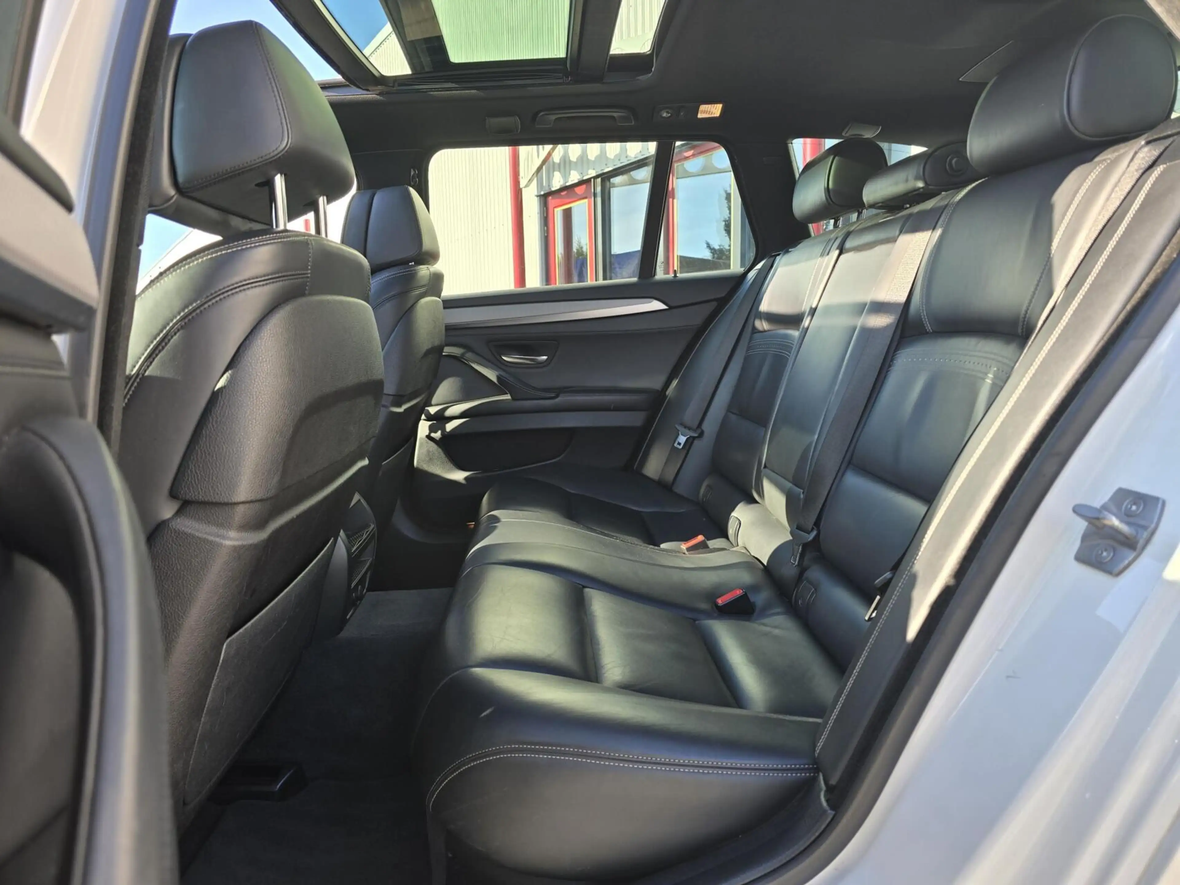 BMW 520 5-serie Touring 520i High Executive Pano/LED/M-spo — photo 5
