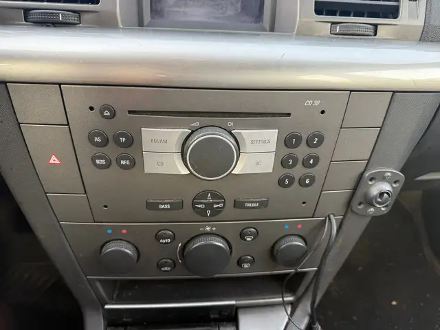 Opel Vectra view 16