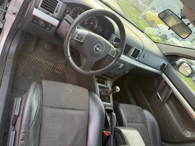 Opel Vectra view 29
