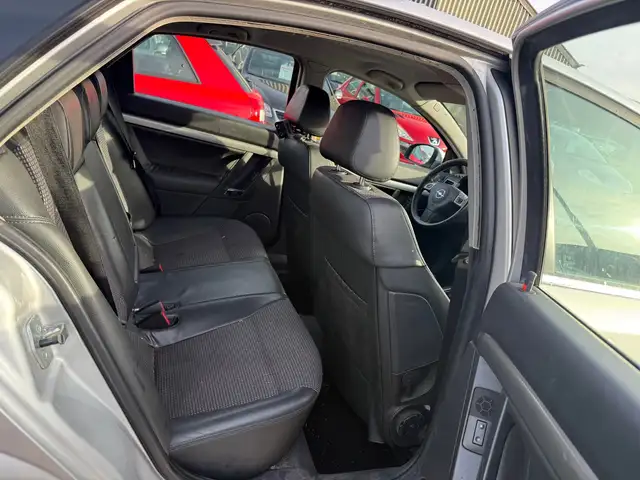 Opel Vectra view 22