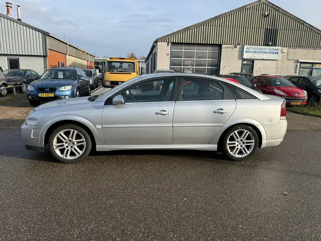 Opel Vectra view 13