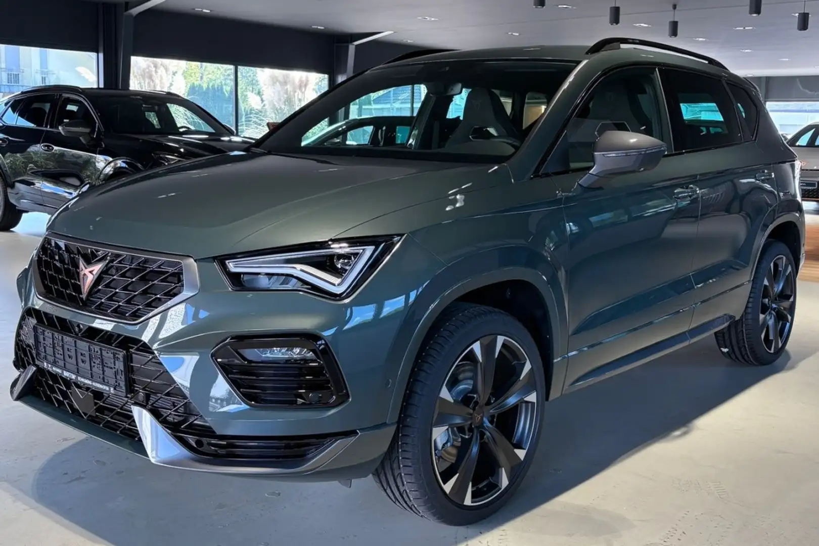 CUPRA Ateca 1.5 TSI 110 kW (150 PS) 7-Gang DSG Klima Navi Grün - 1