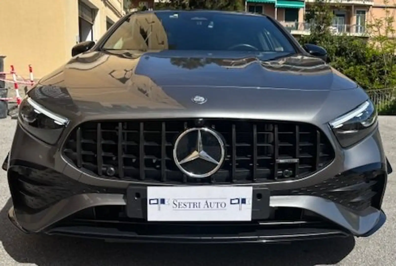 Mercedes-Benz A 35 AMG Hybrid 2.0 306CV 4matic Premium Plus TETTO-MATRIX Grey - 2