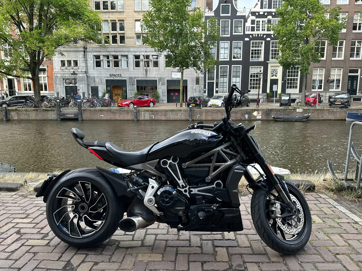 Ducati XDiavel XDiavel S Fekete - 1